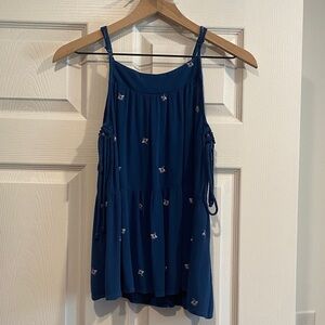 Universal Thread Navy Camisole with Pattern